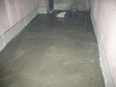 徐州環(huán)氧地坪施工前怎么解決防水層的問題？